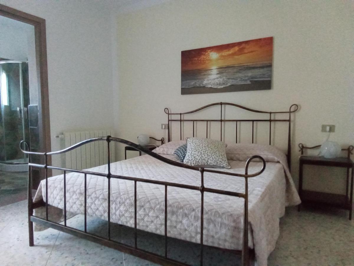Phiniscollis B&B Ла Калета Екстериор снимка